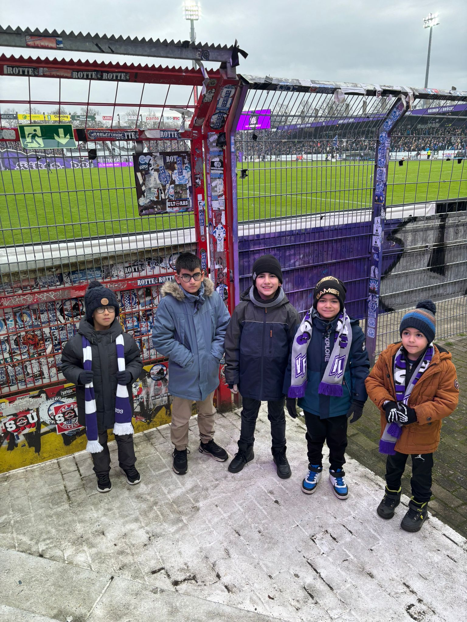Wir sind mit unseren Kindern beim VfL Osnabrück-Spiel!